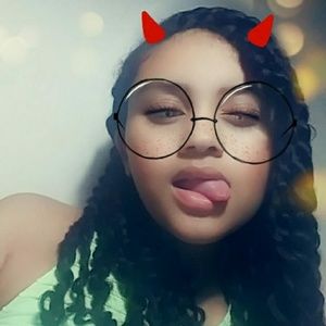 Meet your Posher, Keyla